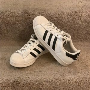 Adidas Superstars Shoe